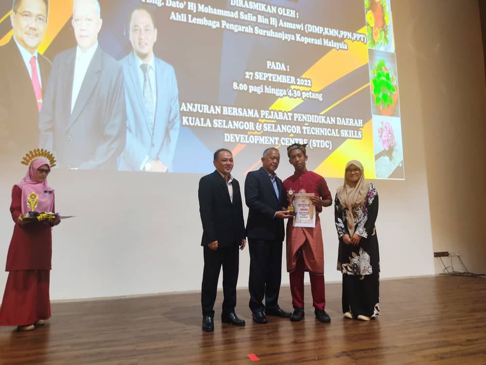 Gubahan Tuala Tempat Ke3 Gubahan Tuala Tempat Ke3